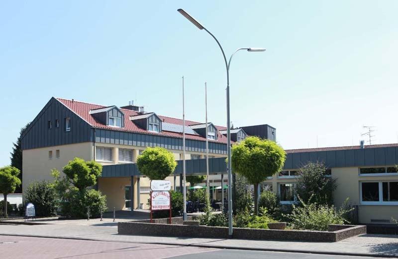Hotel Wetterau - Self-Check-In Wölfersheim Exteriör bild