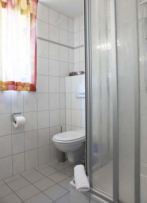 Hotel Wetterau - Self-Check-In Wölfersheim Exteriör bild