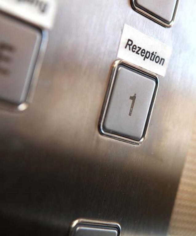 Hotel Wetterau - Self-Check-In Wölfersheim Exteriör bild